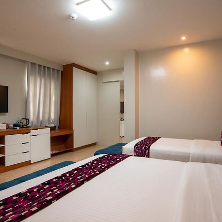 The Madeline Boutique Hotel & Suites Davao City Екстериор снимка