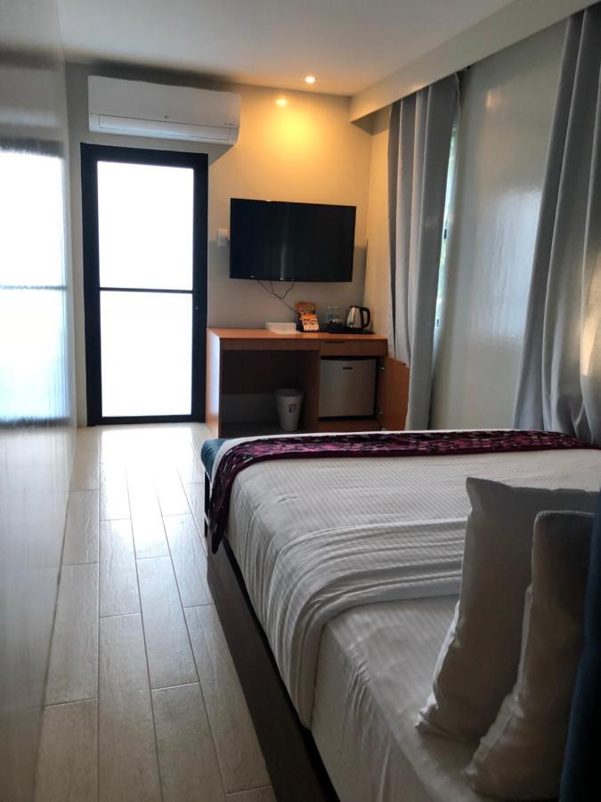 The Madeline Boutique Hotel & Suites Davao City Екстериор снимка